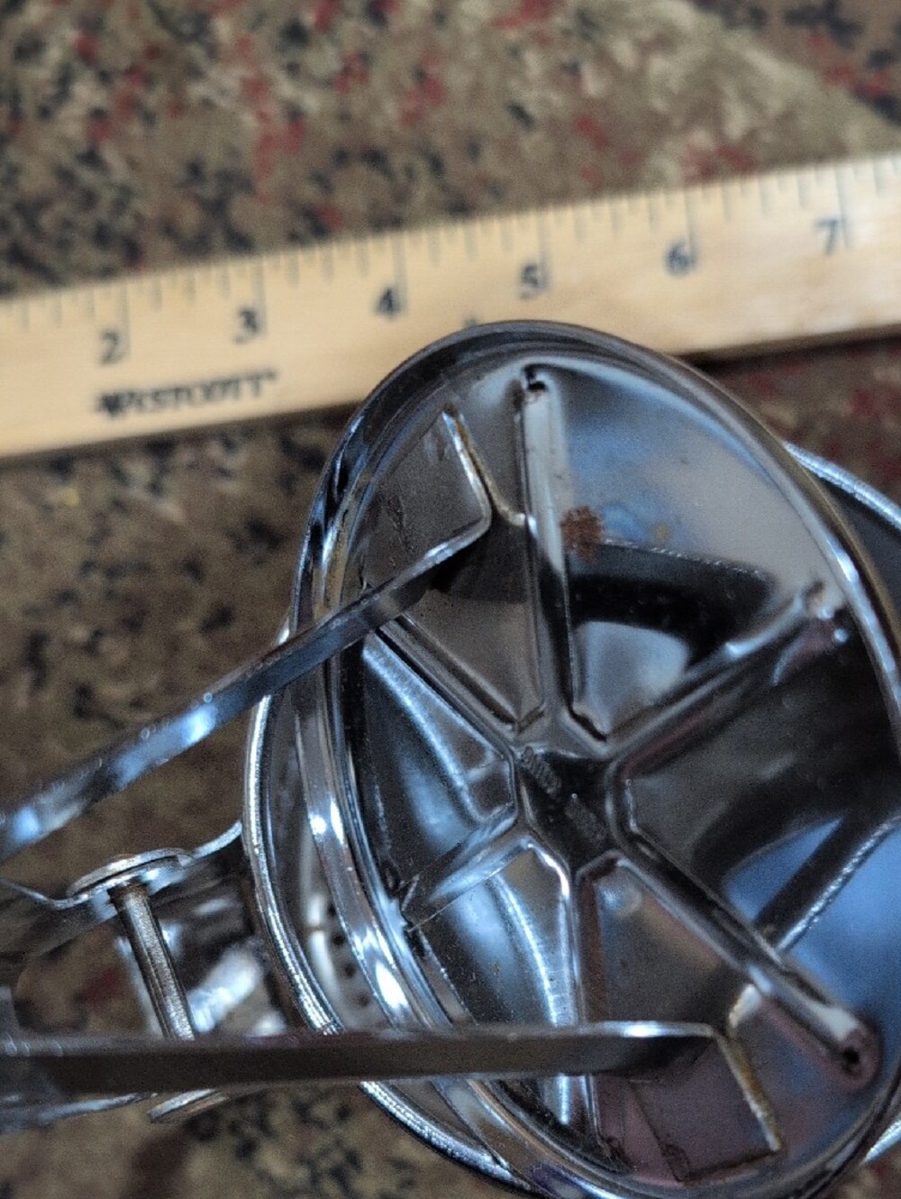Stainless Steel Potato Ricer - Silver - Picture 4 of 5